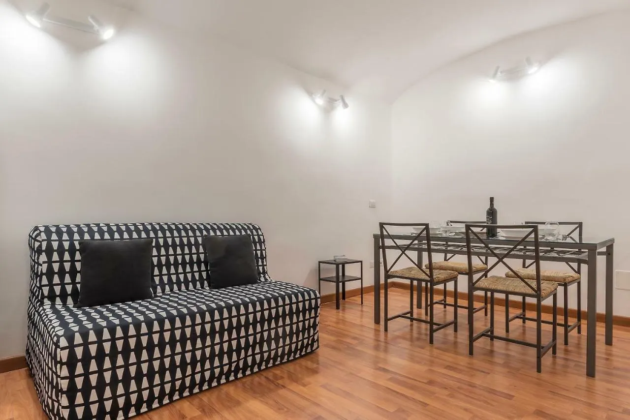 Vatican Museums Apartment Rome Italie